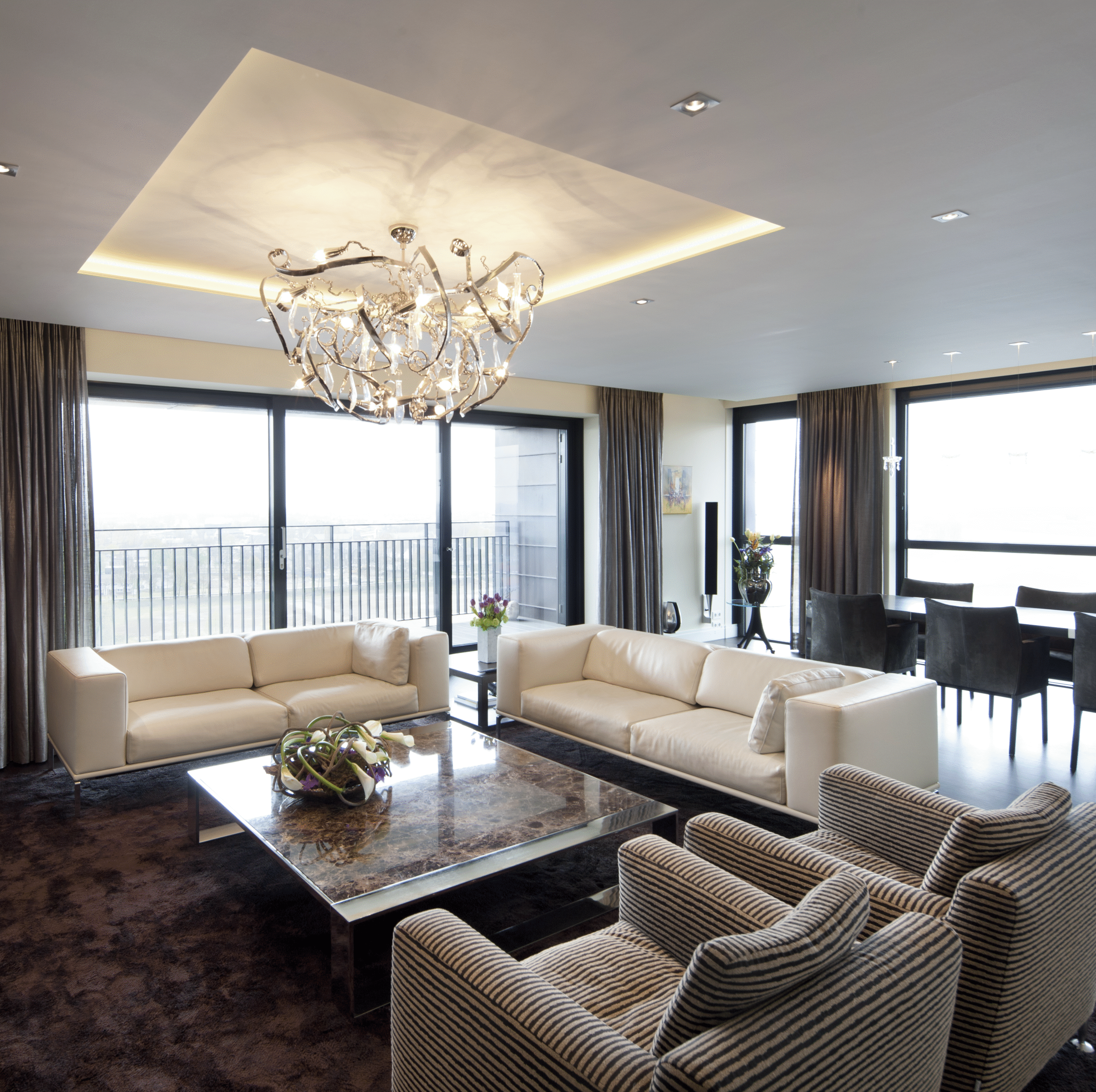 Luxe appartement aan de Maas