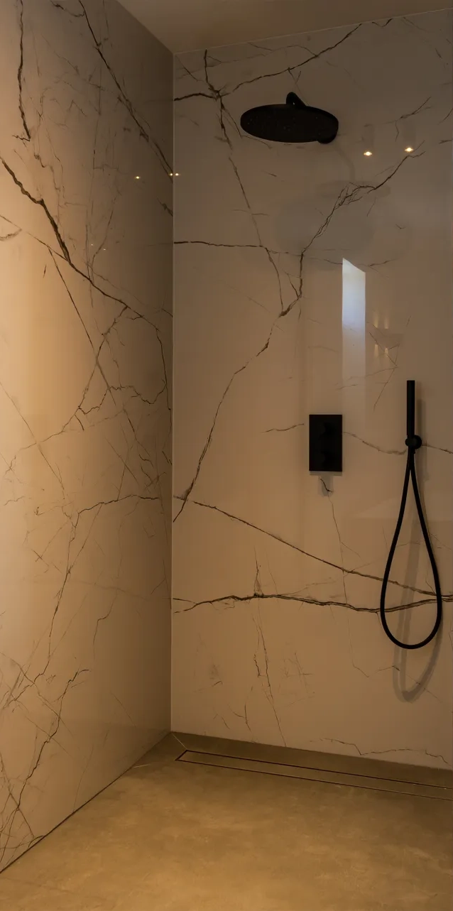 Strakke stempel siert - douche